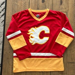 Calgary Flames Jersey - Youth Medium 7-8